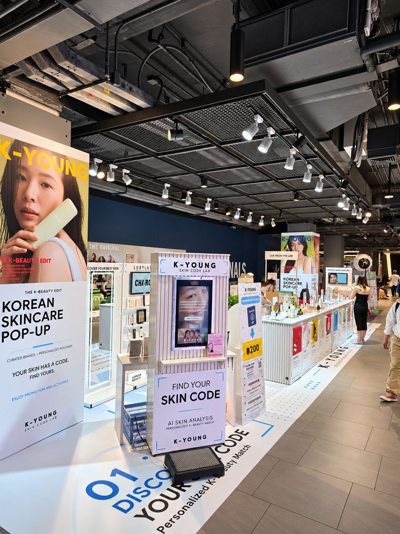 K-YOUNG Skin Code Lab booth at Siam Center